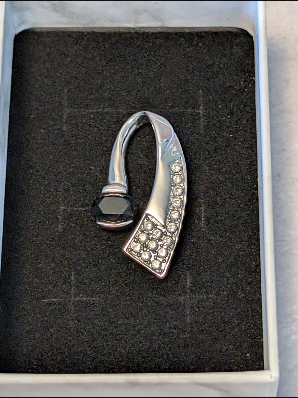 Vintage Lia Sophia slide pendant